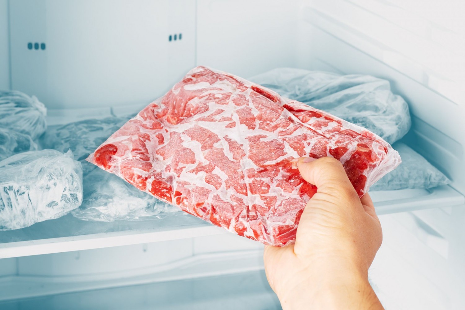 A szakácsok titka: hogyan olvasszuk ki a húst 5 perc alatt?